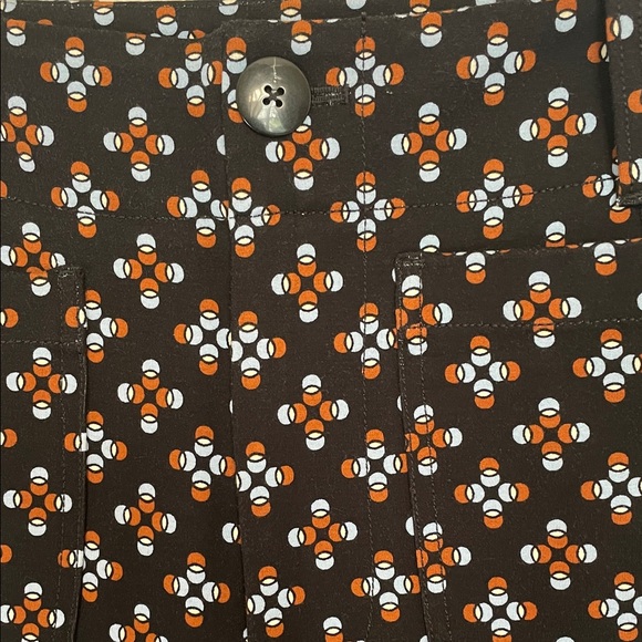 Floral Patterned Wide-Leg Pants - Picture 2 of 5